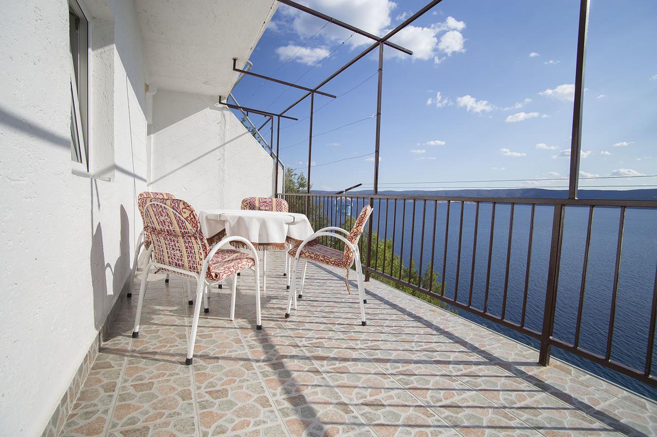 Stanici Beach Apartments Omis Exterior photo